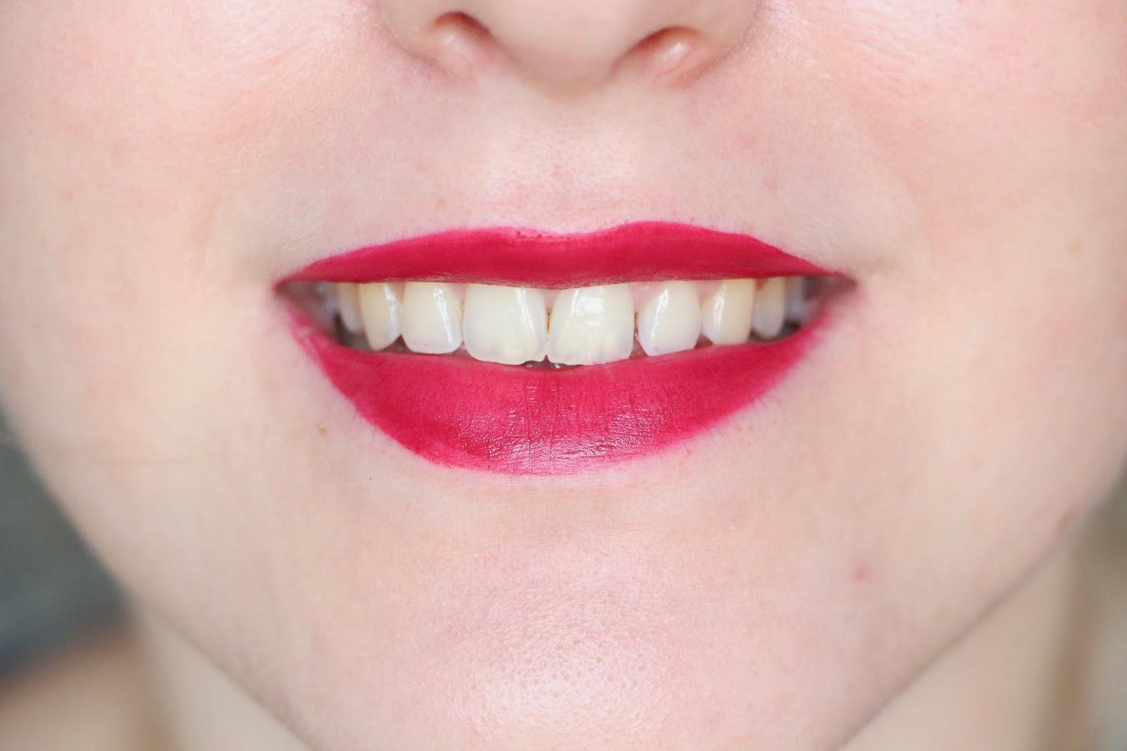 Premières impressions sur les NOUVEAUX APOCALIPS MATTE de Rimmel ; mes nouveaux chouchous de l'automne? Premières impressions sur les NOUVEAUX APOCALIPS MATTE de Rimmel ; mes nouveaux chouchous de l'automne?