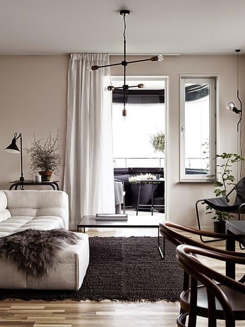 Stockholm / Appartement avec un bureau en rose et noir / Stockholm / Appartement avec un bureau en rose et noir /
