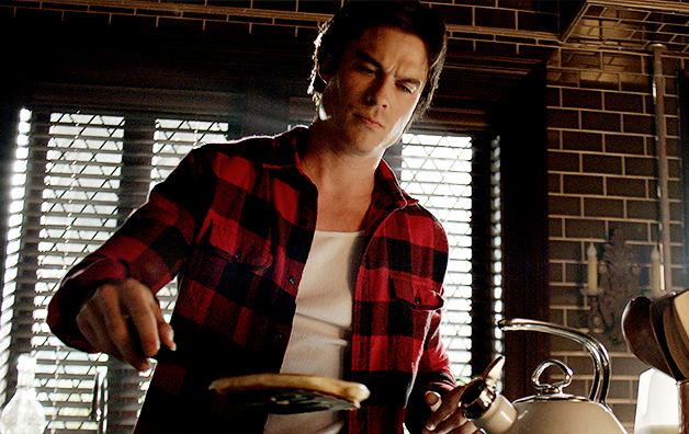 Audiences US Jeudi 2/10 : The Vampire Diaries et Reign de retour en baisse ! Audiences US Jeudi 2/10 : The Vampire Diaries et Reign de retour en baisse !