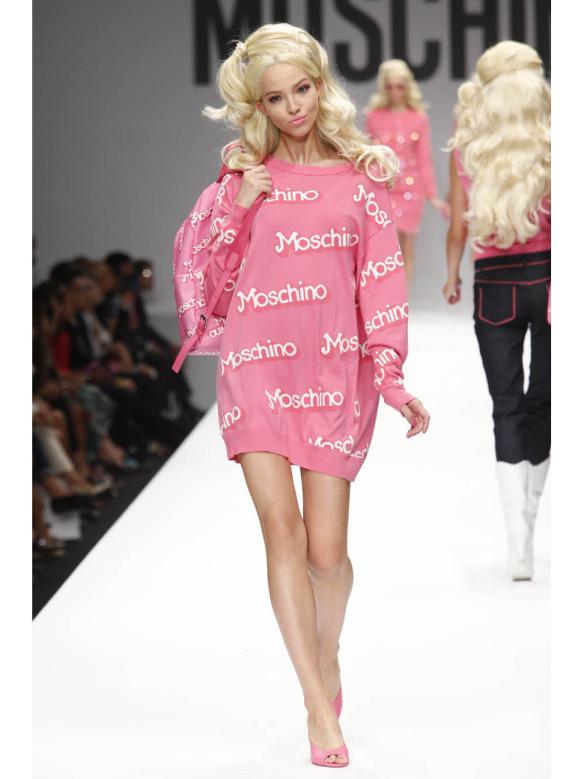 J’en ai rêvais: Moschino l’a fait! Le-defile-Moschino-printemps-ete-2015_exact780x1040_p
