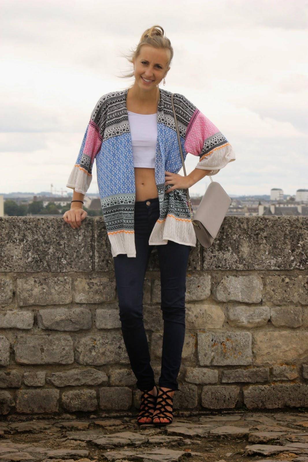 #61 En kimono coloré #61 En kimono coloré