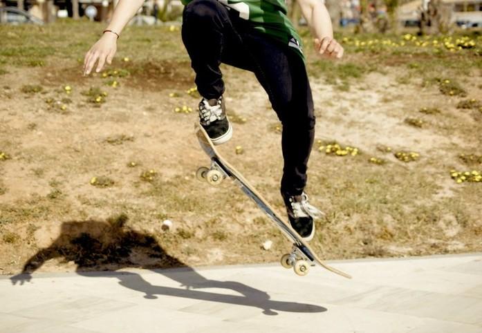 Et si la physique pouvait vous aider à faire un Ollie en skateboard?