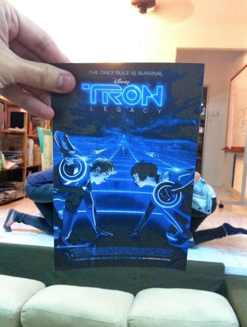 Il donne vie aux affiches de ses films cultes jaemy-choong-movies-faces-01