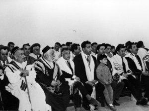 MEKNES - Bar Mitsvah Collective (3 photos) Meknès - 1960 - (Cliquez sur la photo)