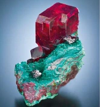 Mineral&Gem: l'exposition internationale des joyaux de la terre Cuprite sur Atacamite