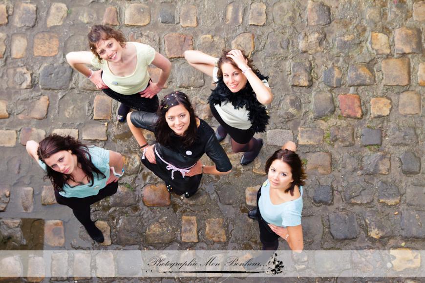 Photographe à Paris Bastille – Séance entre copines EVJF photo enterrement de vie de jeune fille, photographe à paris bastille, séance entre copines EVJF