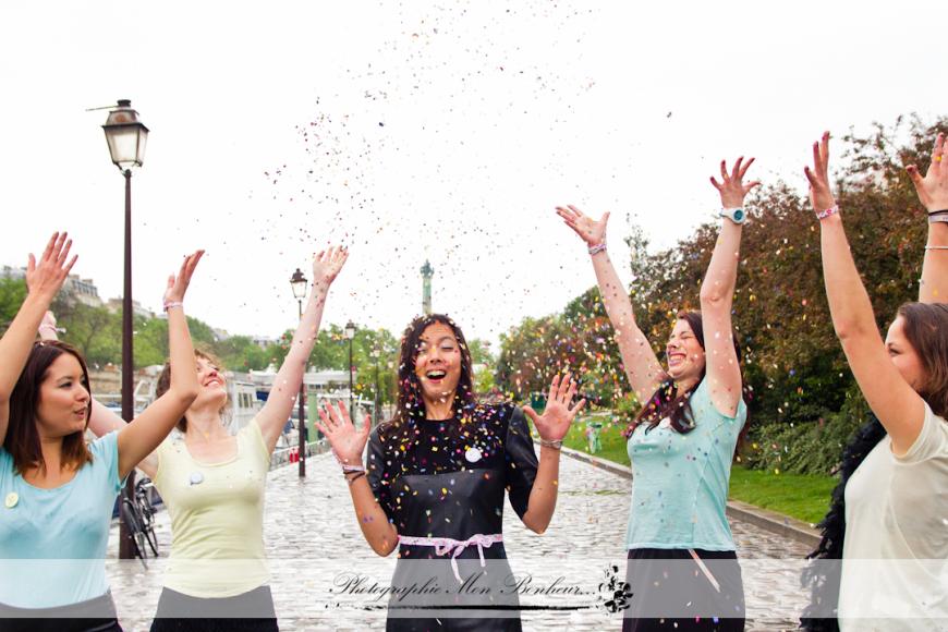 Photographe à Paris Bastille – Séance entre copines EVJF photo enterrement de vie de jeune fille, photographe à paris bastille, séance entre copines EVJF