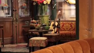 Les studios Warner Bros et Universal Central Perk