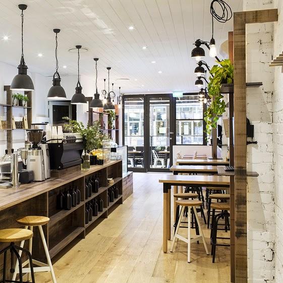 Melbourne / Briques blanches au Lucky Penny Bar / Melbourne / Briques blanches au Lucky Penny Bar /