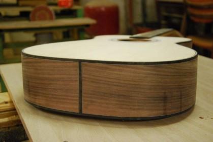 Puisserguier : Y Koch Guitares Y Koch Guitares