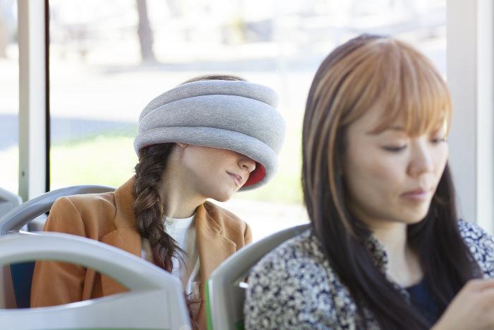 Ostrich Pillow reversible les coussins de sieste par le Studio Banana Things Ostrich Pillow reversible les coussins de sieste par le Studio Banana Things