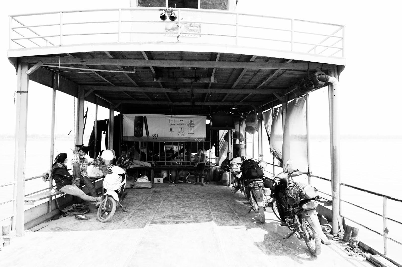 Arrêt chez les musulmans du Cambodge Arrêt chez les musulmans du Cambodge