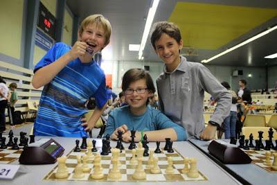 L'équipe d'échecs jeune de Vincennes - Photo © Chess & Strategy L'équipe d'échecs jeune de Vincennes - Photo © Chess & Strategy