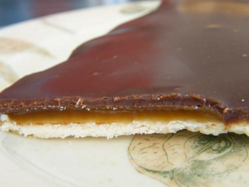 Tarte-au-chocolat-et-creme-de--caramel-au-berre-sale-3.JPG