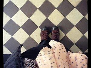 Happy feet ! (c) D'une île à Paris <script type=