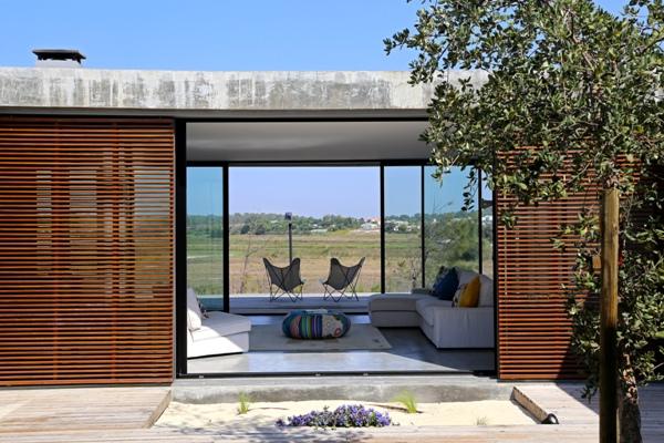 Portugal – Maison moderne à toit plat