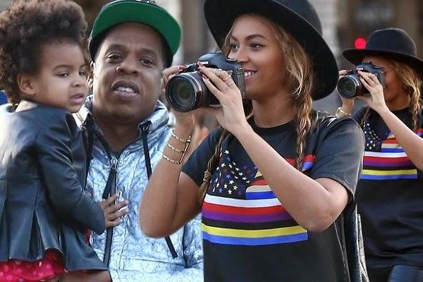 Beyoncé et Jay-Z visitent des maisons et se baladent à L'Aquarium de Paris (VIDEO)