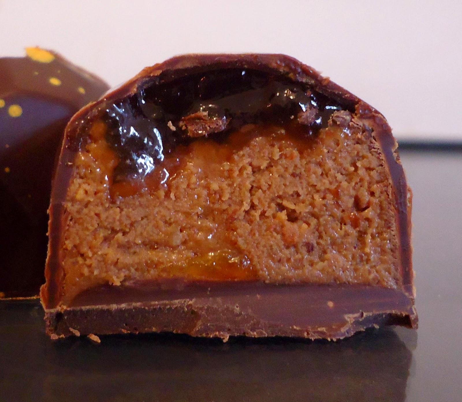 Chocolats fins : abricot et praliné amandes