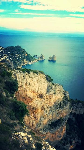 Amalfi coast trail.  Une journée de repos sur Capri.