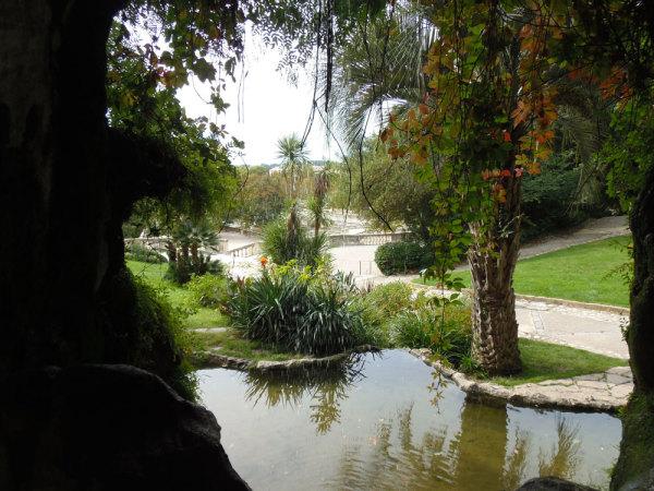 Nîmes, la romaine #2: Les jardins de la fontaine PA055576