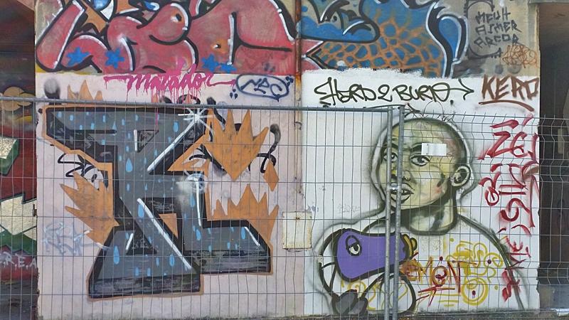 Des graffitis aux Franchises 20141026_134206-sssssssss.jpg