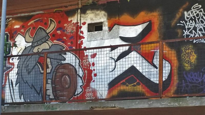 Des graffitis aux Franchises 20141026_134215-sssssssss.jpg