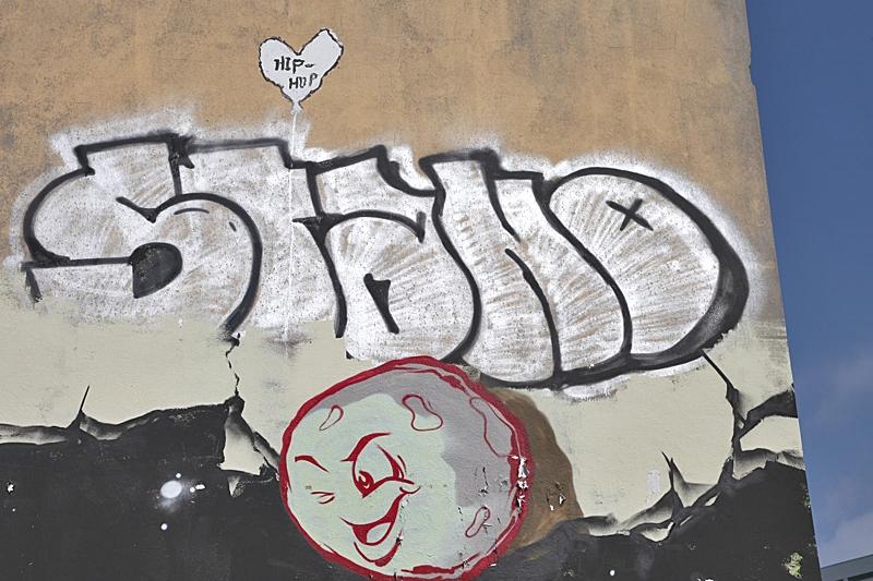 Des graffitis aux Franchises IMG_0465-sssssssss.jpg