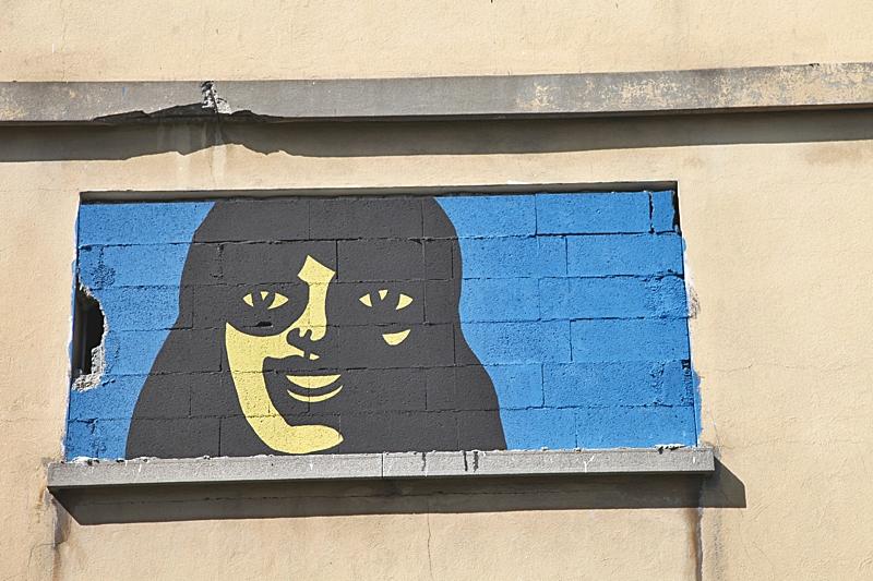 Des graffitis aux Franchises IMG_0468-sssssssss.jpg