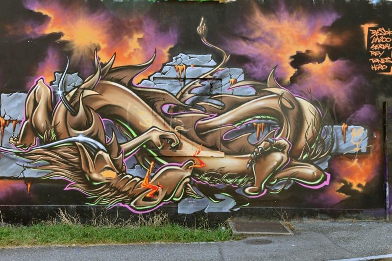 Des graffitis aux Franchises IMG_0451-sssssssss.jpg