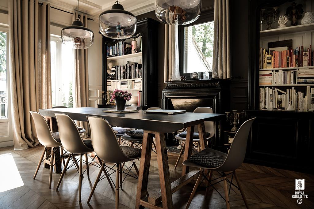 1Day1Post #13 – Royal Roulotte ROYAL_ROULOTTE_DINING_ROOM_EAMES