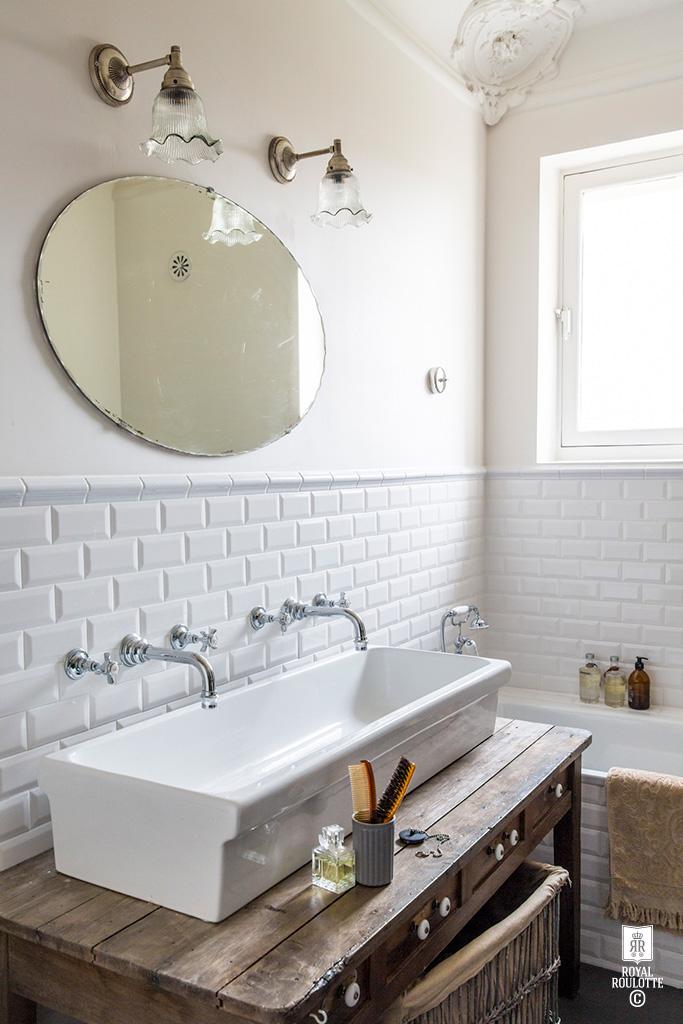 1Day1Post #13 – Royal Roulotte ROYAL_ROULOTTE_BATHROOM_KIDS_01