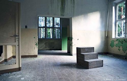 Cache-cache à la caserne 8_estrade