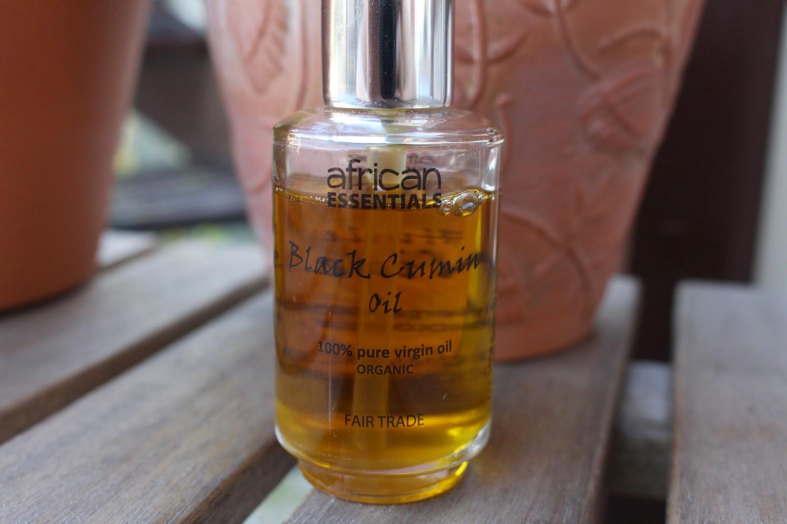 L'huile de nigelle de Afrique Essentials (Black cumin seed oil) L'huile de nigelle de Afrique Essentials (Black cumin seed oil)