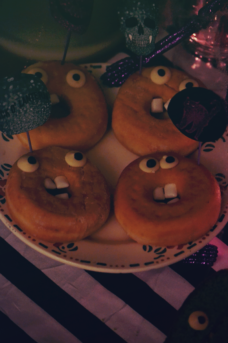 halloween sweet table donuts monster halloween sweet table donuts monster