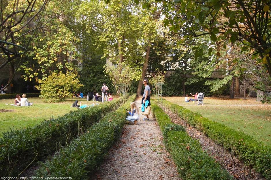 Balade des jardins cachés (Paris 5 – 6 – 7 – 12) balade-jardins-cachés-jardin-carmes-institut-catholique-paris-35_gagaone
