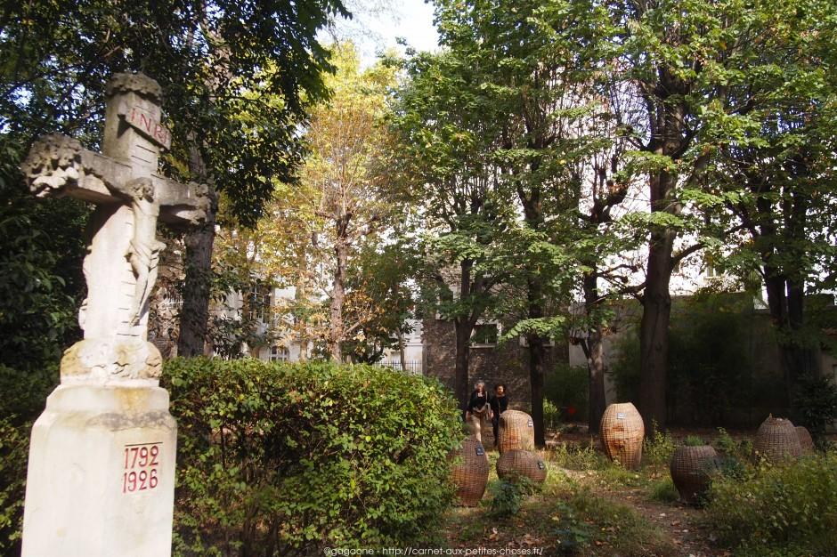 Balade des jardins cachés (Paris 5 – 6 – 7 – 12) balade-jardins-cachés-jardin-carmes-institut-catholique-paris-33_gagaone
