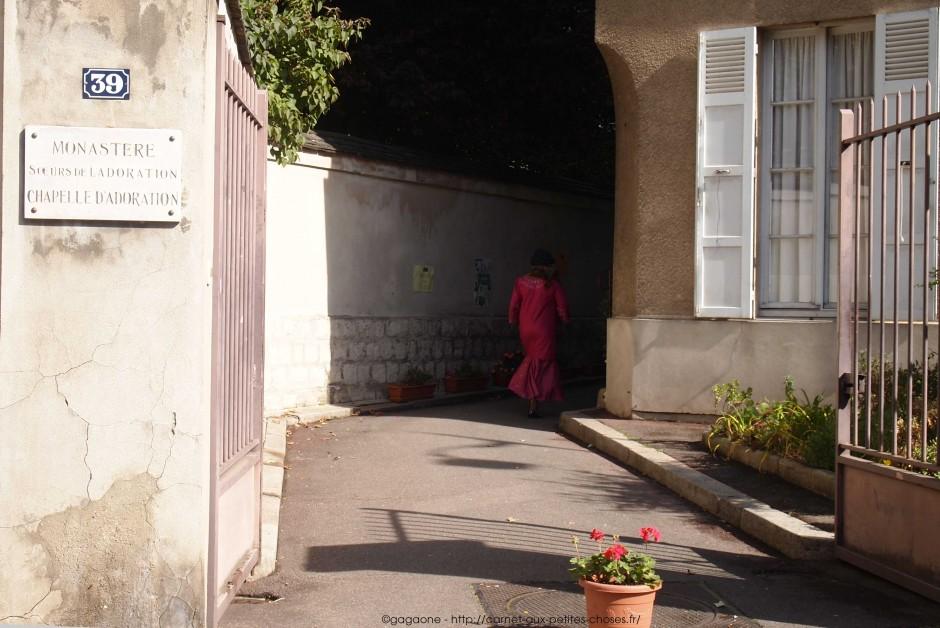 Balade des jardins cachés (Paris 5 – 6 – 7 – 12) balade-jardins-cachés-jardins-soeurs-adoration-3_gagaone