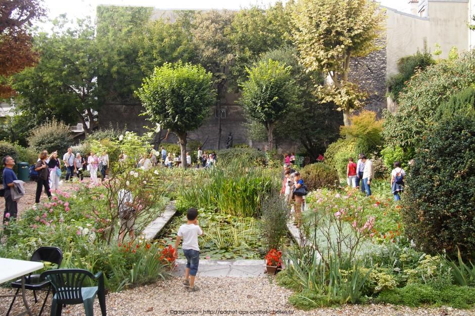 Balade des jardins cachés (Paris 5 – 6 – 7 – 12) balade-jardins-cachés-jardin-des-peres-maristes-paris-61_gagaone