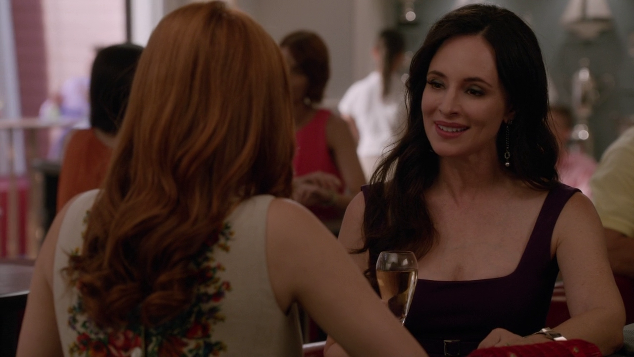 Les critiques // Revenge : Saison 4. Episode 6. Damage. Les critiques // Revenge : Saison 4. Episode 6. Damage.