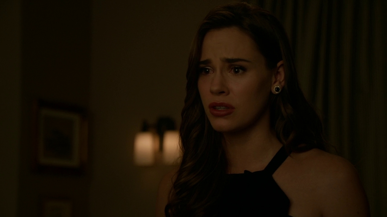 Les critiques // Revenge : Saison 4. Episode 6. Damage. Les critiques // Revenge : Saison 4. Episode 6. Damage.