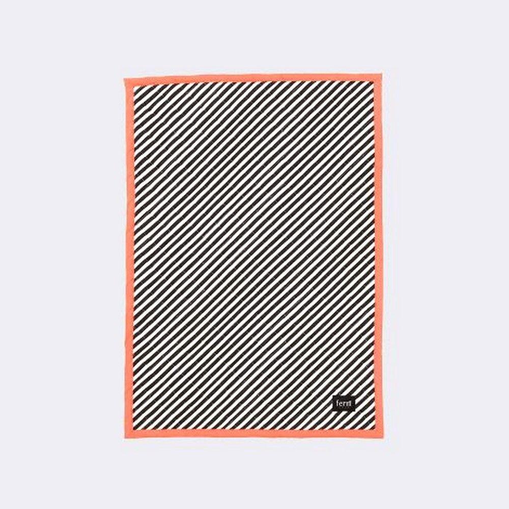 couverture-stripe-quilted-neon-ferm-living