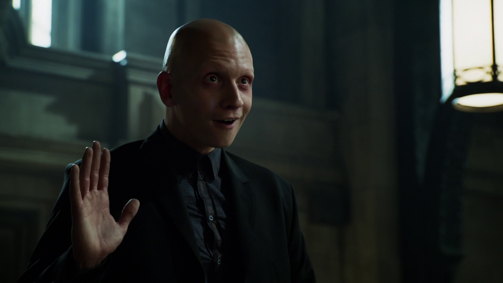 Les critiques // Gotham : Saison 1. Episode 7. Penguin's Umbrella. Les critiques // Gotham : Saison 1. Episode 7. Penguin's Umbrella.