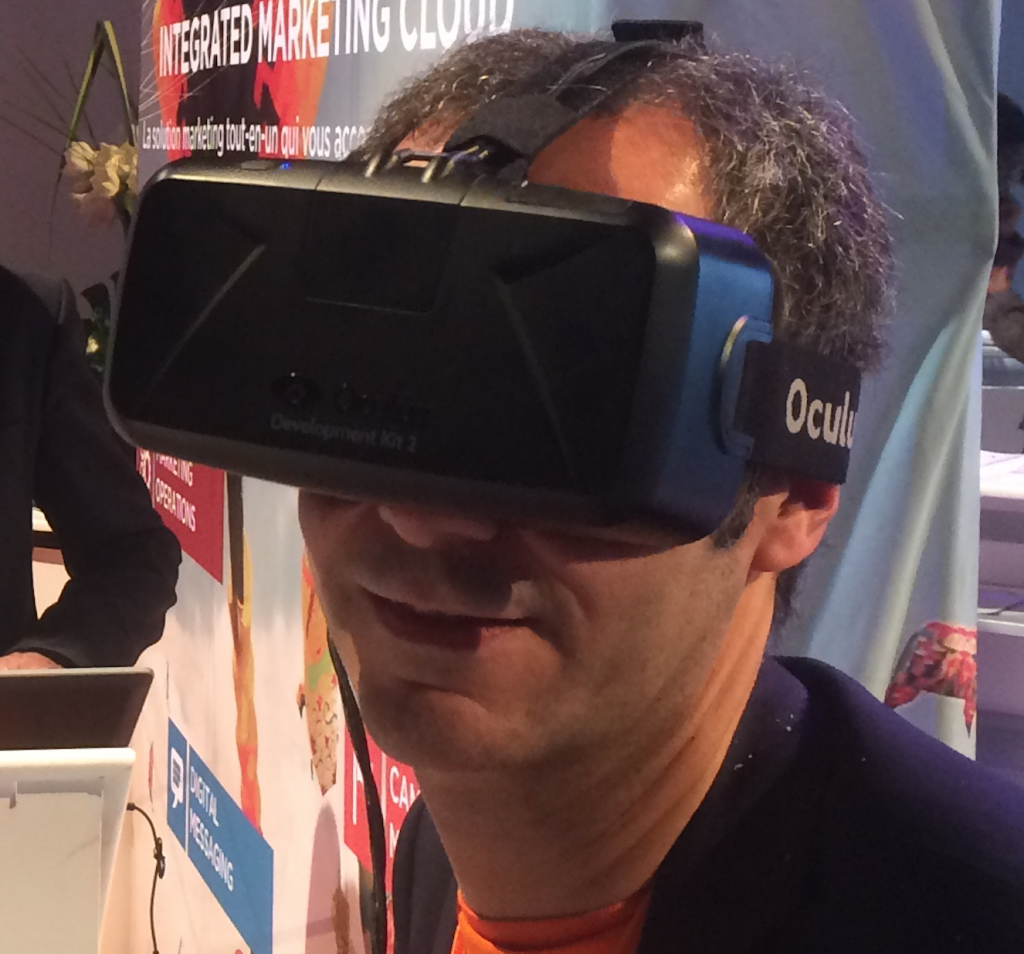 Un look un peu stupide, mais une expérience inoubliable Oculus Rift