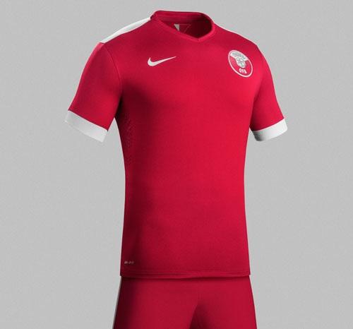 maillot-qatar-domicile-2014-2015-tenue