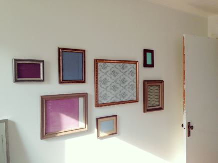 Murale de cadres Faire une murale de cadres en 20 min | Bulles + Bottillons