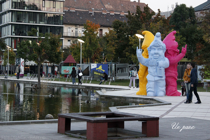 Octobre en dix photos. L'automne tombe sur le Centre de l'Europe. Octobre en dix photos. L'automne tombe sur le Centre de l'Europe.