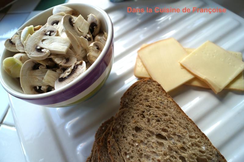 Tartines de Champignons DSC08124