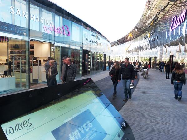 Ouverture de centre commercial Waves au Sud de Metz Waves 1