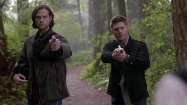 Dean et Sam prets a en decoudre