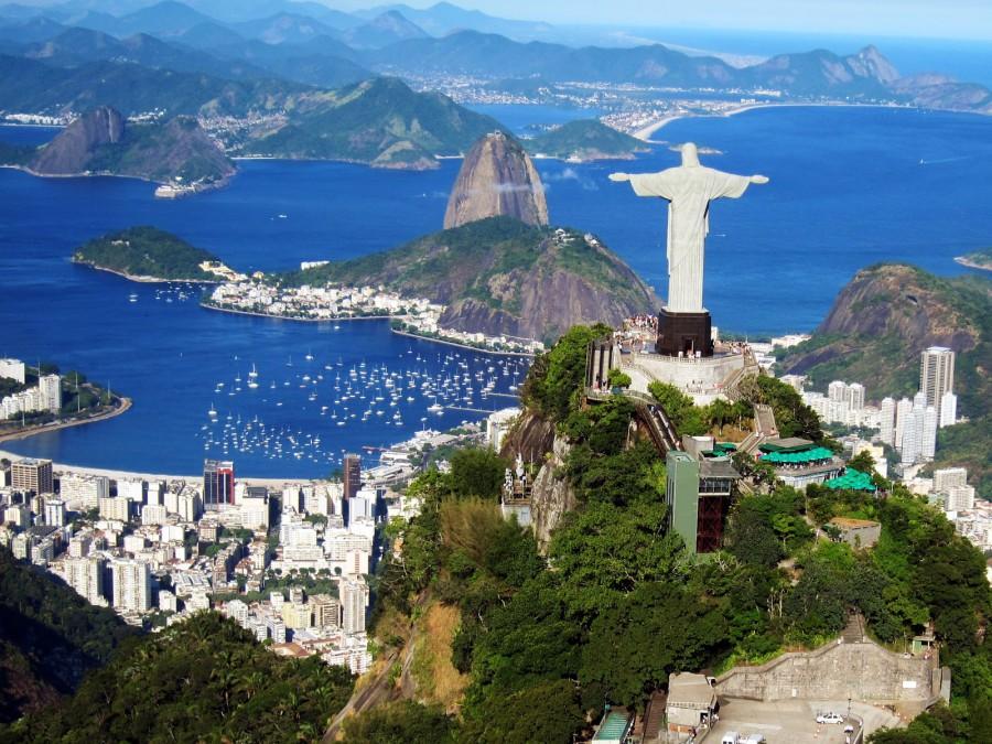 brazil-iconic-statue-on-corcovado-mountain-in-rio-de-janeiro-hd-wallpaper
